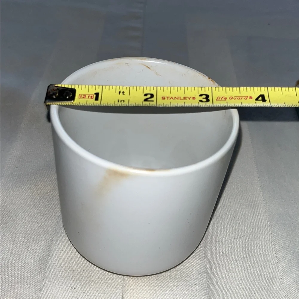 Minimal White Ceramic Planter / Pot